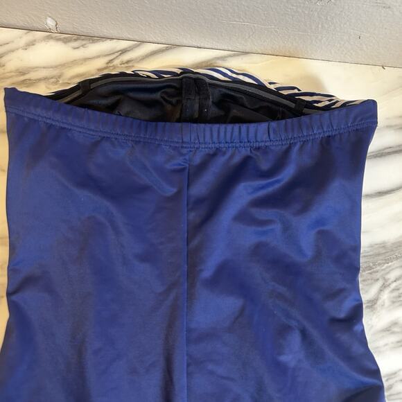MIRACLESUIT Strapless Bathing Suit Swimsuit Tummy Control Navy Striped One Piece - Picture 5 of 6